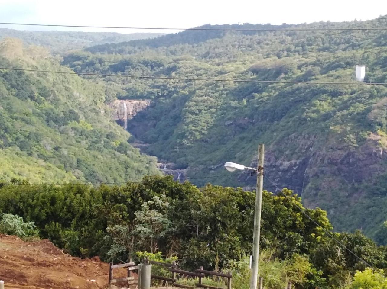 Green Discovery B&B Tamarind Falls 7 Cascades Henrietta Εξωτερικό φωτογραφία
